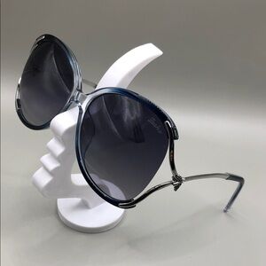 Leah. S Leah's Sunglasses Retro-Vintage Style Oversized Butterfly Cutout.